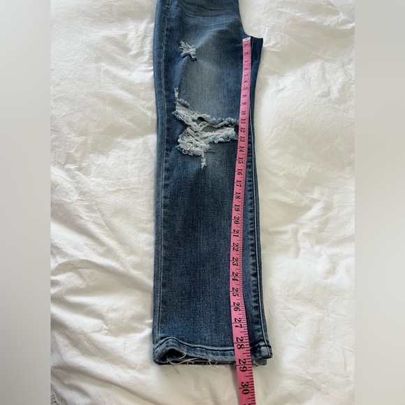 JUDY BLUE | Women Sz 5/27 | Boyfriend Fit Jeans Medium Wash Distressed Stretch - Picture 7 of 8
